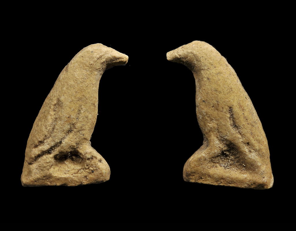 สาริกา หลวงพ่อสนิท วัดลำบัวลอย รุ่นแรก  ตัวที่ ๓