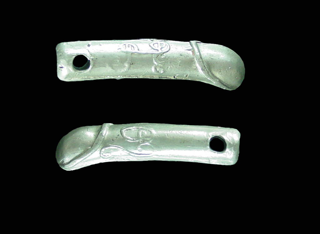 ปลัดขิก หลวงพ่อกวย รุ่นประสบการณ์