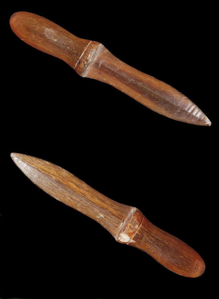 พระขรรค์ หลวงพ่อโศก วัดปากคลองบางครก เพชรบุรี มีจาร